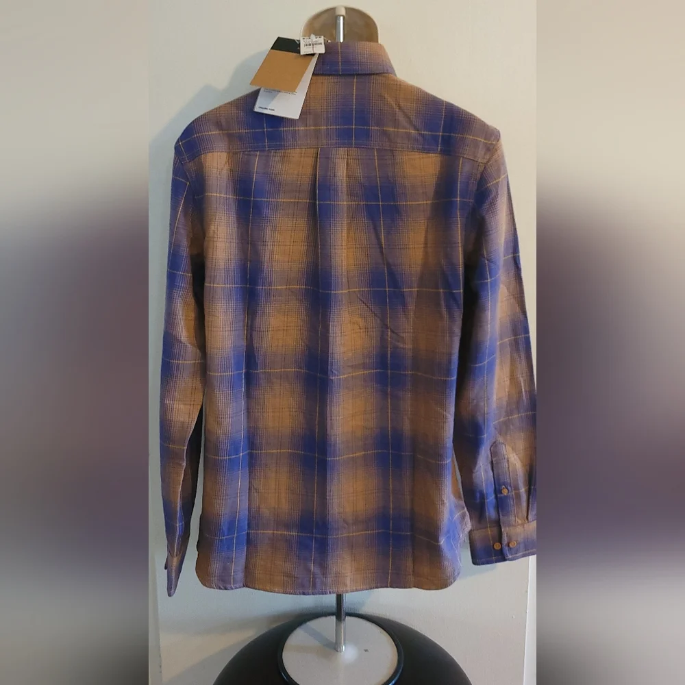 The North Face Mens Arroyo LW Flannel Shirt Size S Almond Butter Plaid‎ NWT